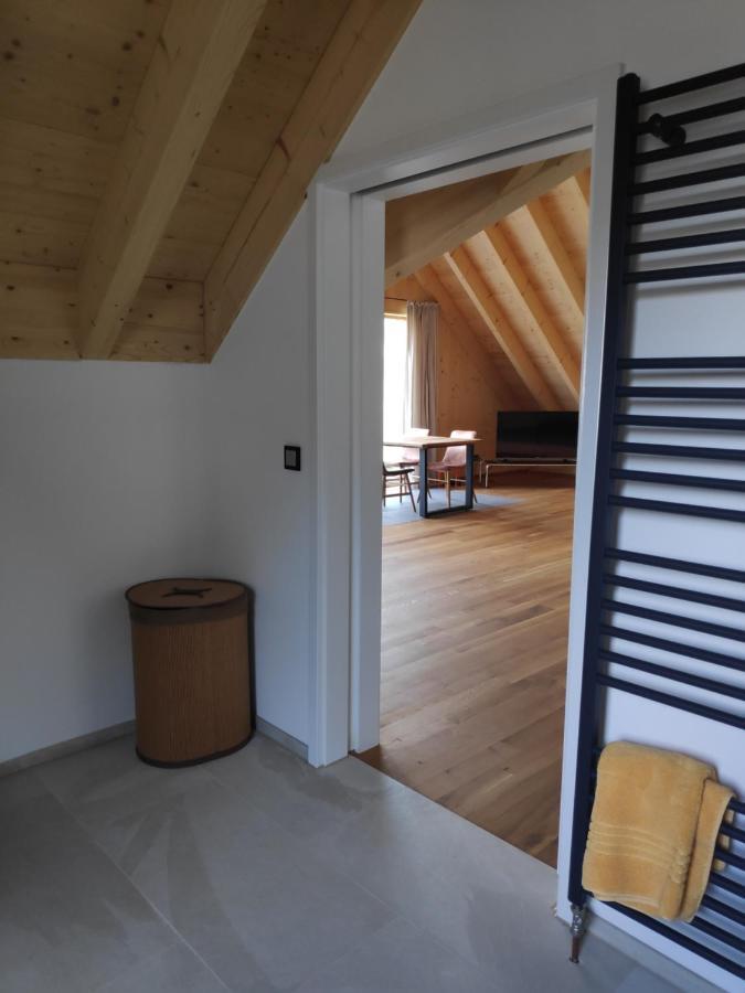 Ferienwohnungen Und Zimmer In Reutlingen-Goenningen Экстерьер фото